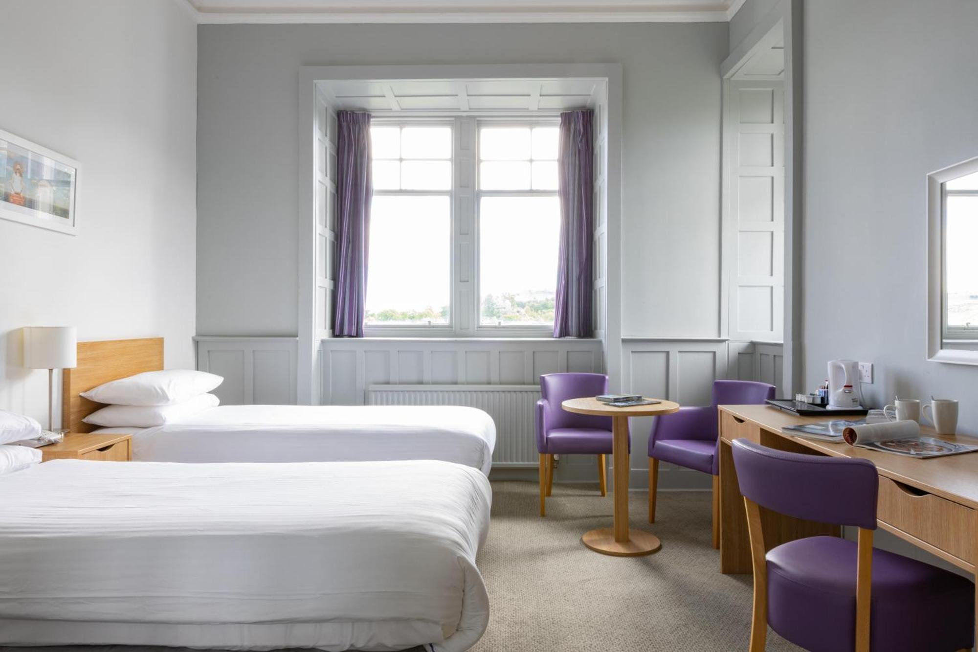 The Highland Hotel By Compass Hospitality Strathpeffer Habitación foto